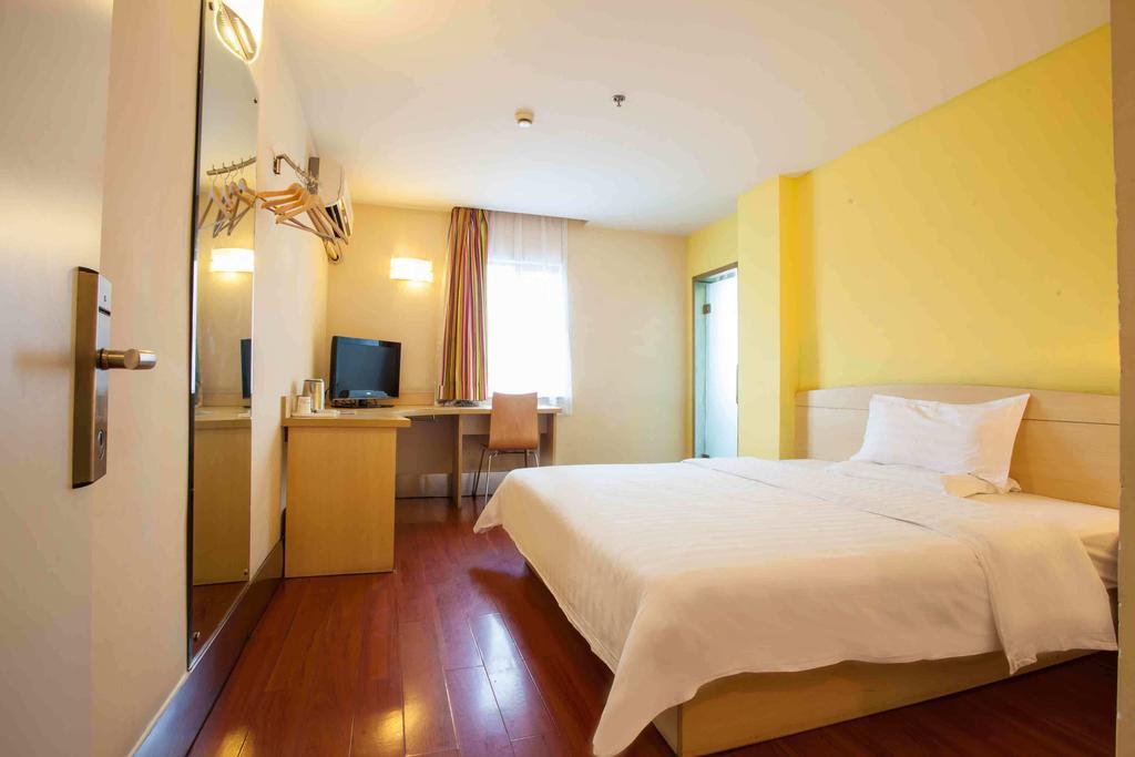 7Days Inn Nanchang North Railway Station Square Kamer foto