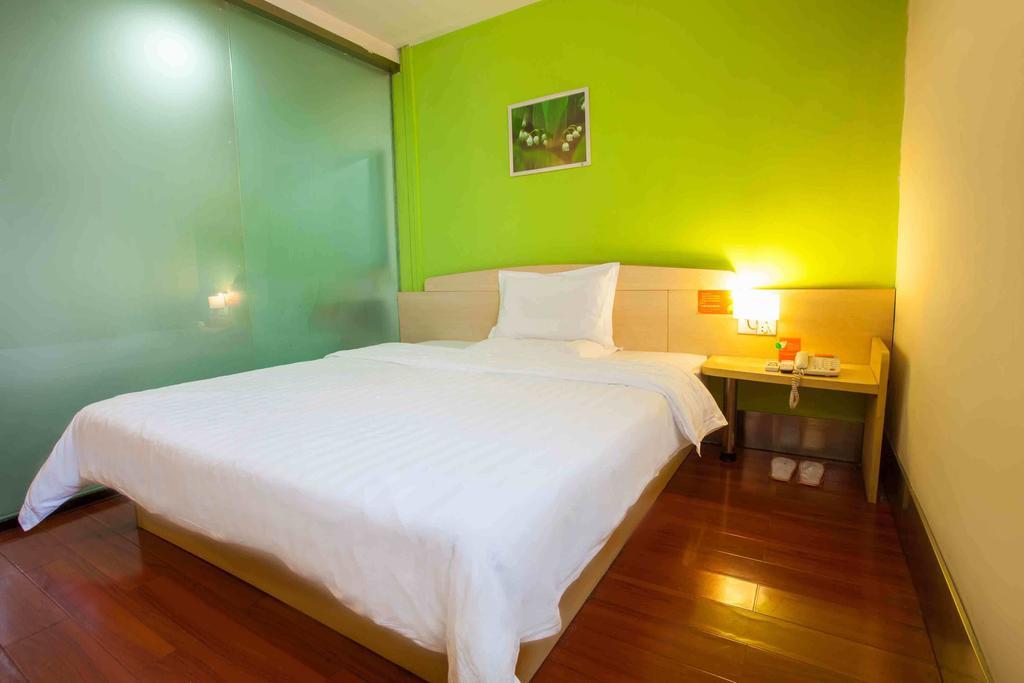 7Days Inn Nanchang North Railway Station Square Kamer foto